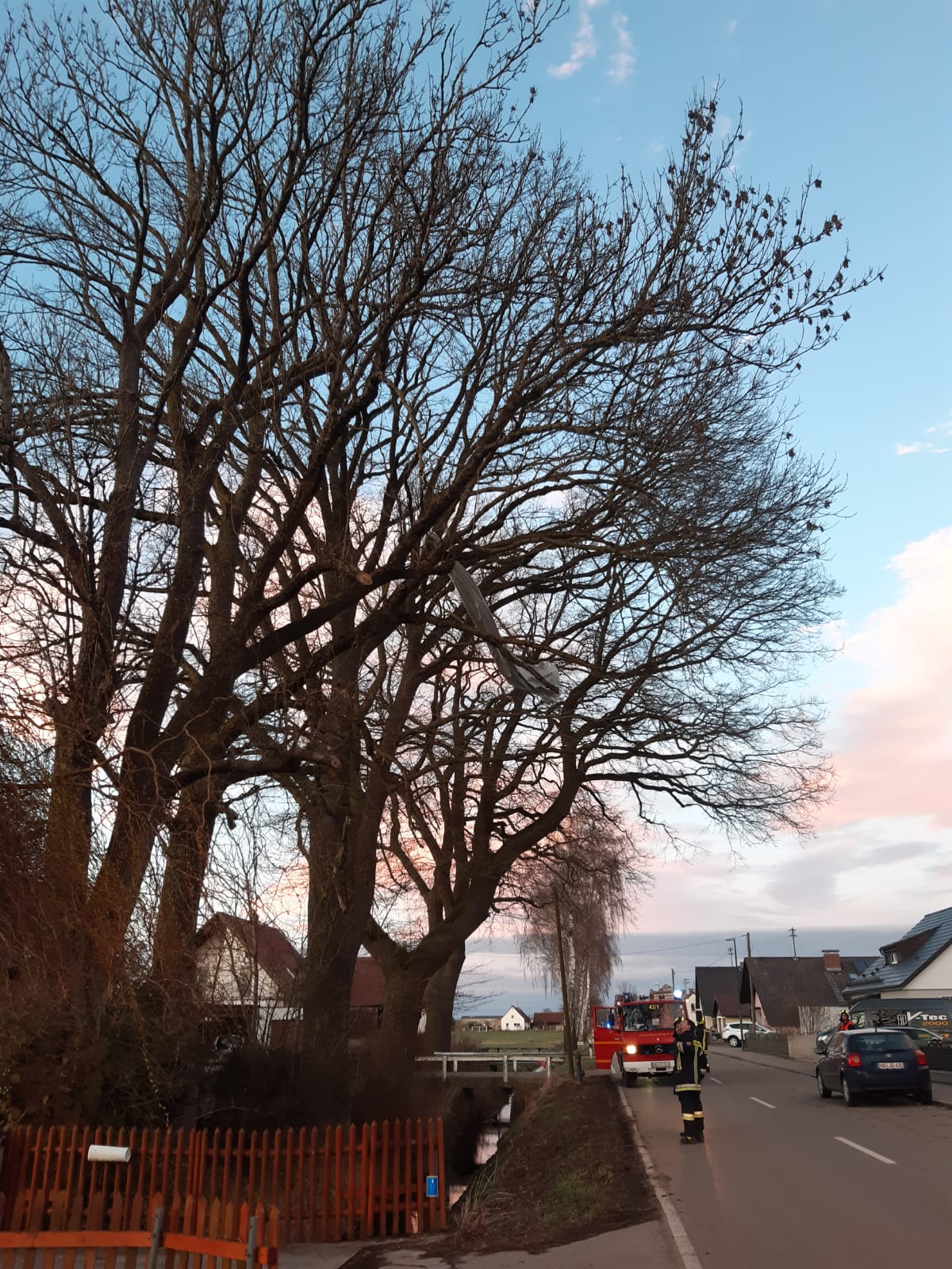 Bild-Nr. 129 Technische Hilfeleistung